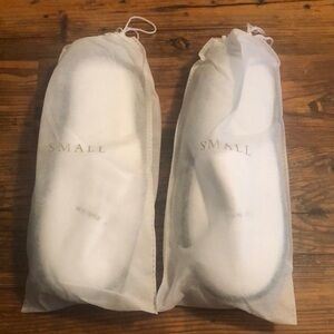 2 Pairs Park Hyatt Zurich Hotel Slippers